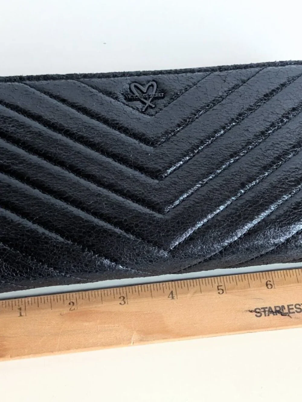 Black Victoria’s Secret Patent Crackled Leather Wallet - Picture 14 of 15